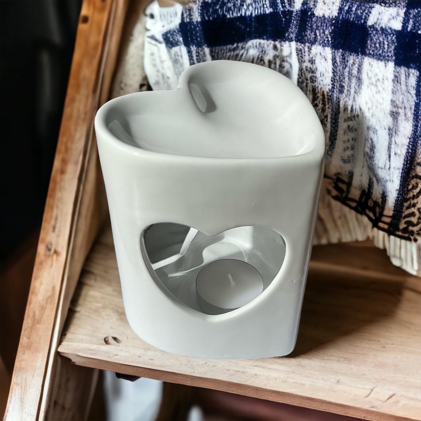 White Heart Wax Burner